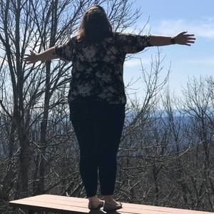 Meet your Posher, Sara